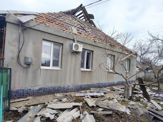 Обстріли Нікопольщини: двоє поранених, пошкоджено понад 30 будинків 