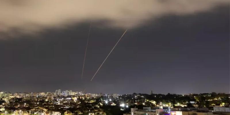 Іран запустив по Ізраїлю 350 ракет і дронів із 60 тоннами вибухівки: ЦАХАЛ уточнив наслідки атаки