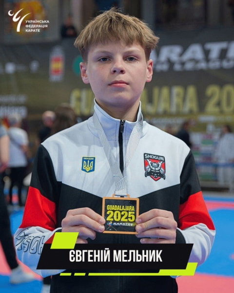 ВІДЕО. Юний український каратист відмовився від фото з представником рф