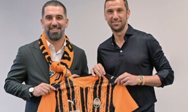 ВІДЕО. Арда Туран звернувся до гравців Шахтаря з емоційною промовою