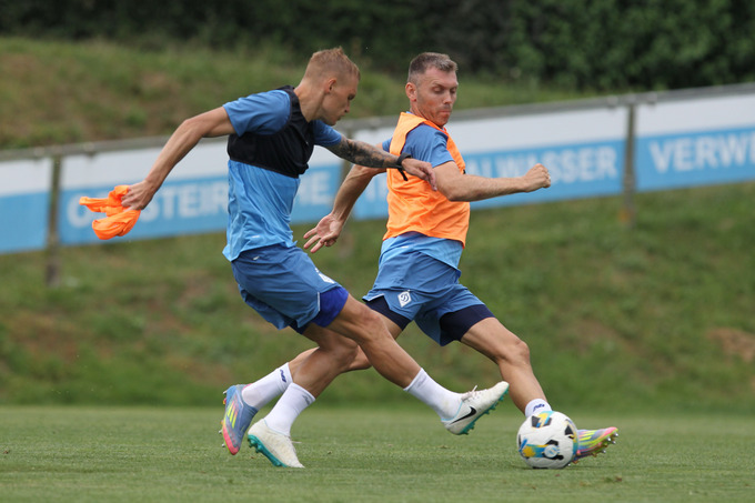 ФОТО. Тренування Динамо. Контроль м'яча, швидкі атаки та завершення