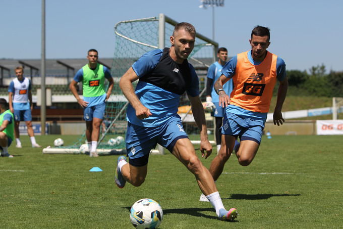 ФОТО. Тренування Динамо. Насичені вправи та повернення збірників