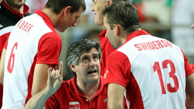 Рауль ЛОСАНО: &laquo;Захищати Батьківщину м&rsquo;ячем чи в окопі &ndash; обов&rsquo;язок&raquo;