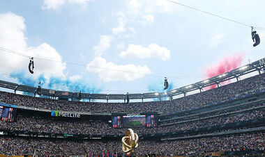 ВІДЕО. Як Інфантіно та Трамп нагороджували Челсі трофеєм клубного ЧС-2025