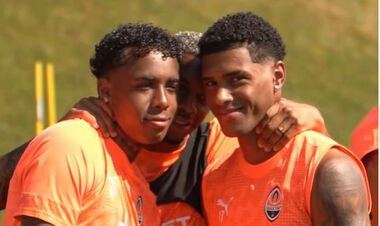 ВІДЕО. Вінісіус Тобіас здійснив суперсейв. Аплодував навіть Пятов