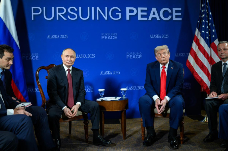 Трамп заявив, що поки не планує вводити санкції проти Росії