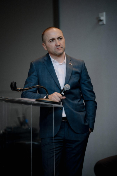 Українська діаспора в США провела форум про відбудову та інформаційну безпеку