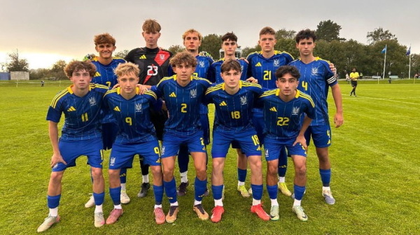Збірна України U-18 оголосила заявку на міжнародний турнір у Хорватії Збірна України U-18 оголосила заявку на міжнародний турнір у Хорватії