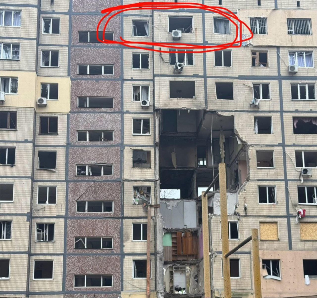 Мешканці Перемоги показали, як виглядає зсередини квартира, яка “вціліла” під час удару шахеда
