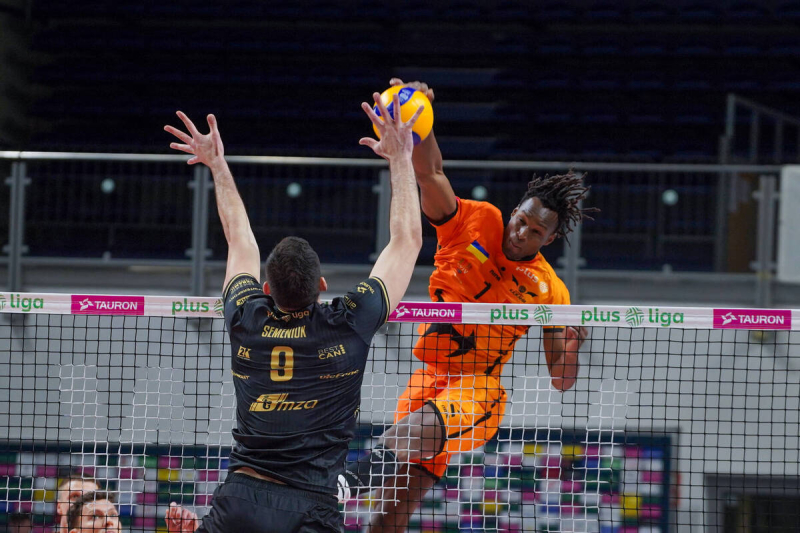 Сенсація у Польщі. Барком Кажани розбили одного із лідерів ПлюсЛіги