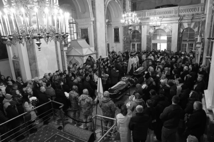 У Луцьку провели в останню путь Вадима Целюха та Михайла Гусака