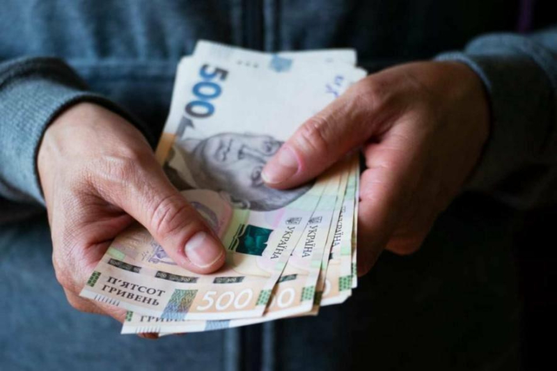 Суд у Запоріжжі засудив керівника фінансового відділення до 8 років тюрми за масштабні махінації з грошима