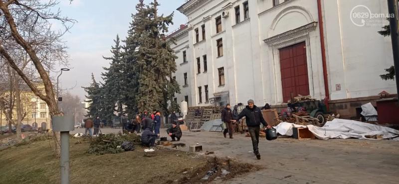 Збудовали на кістках сотен загиблих українців: в Маріуполі окупанти урочисто відкрили драмтеатр, - ФОТО