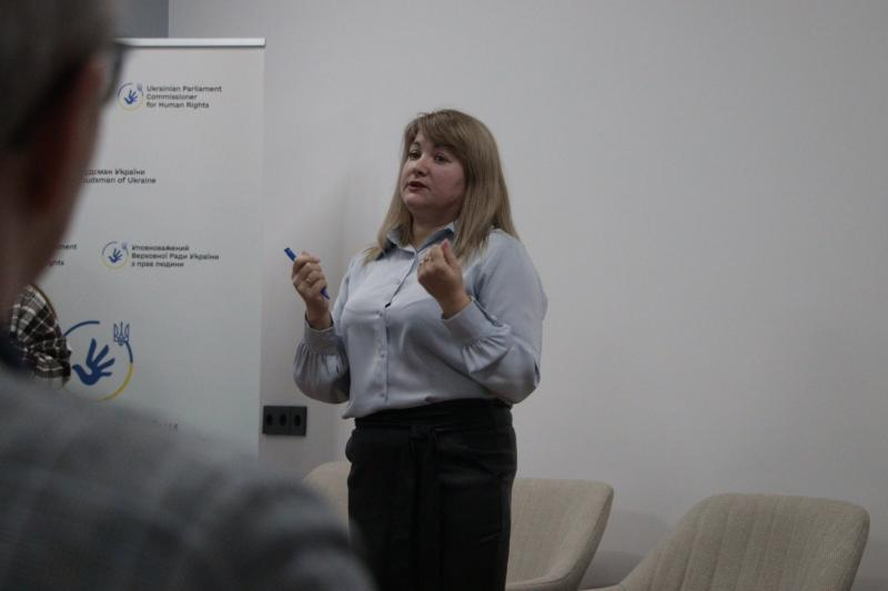 На Закарпатті понад 50 профільних фахівців пройшли тренінг для підвищення якості допомоги родинам полонених, зниклих безвісти та полеглих захисників