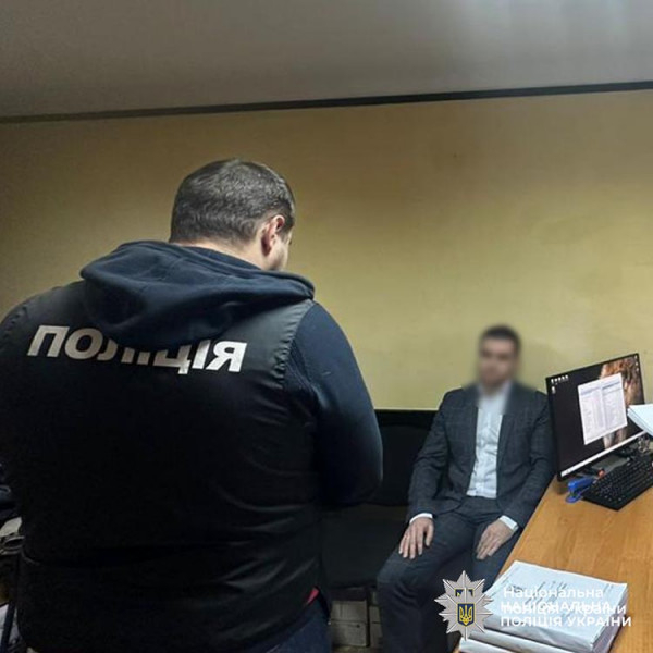 У Дніпрі комунальники міськради разом з підрядниками привласнили понад 14,2 млн грн на програмі енергоефективності шкіл
