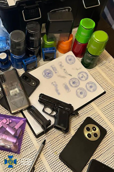 Заступника одного з голів райдержадміністрацій Києва викрито на корупції