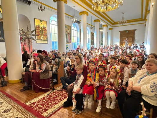 У Парижі започаткували Фестиваль українських колядок