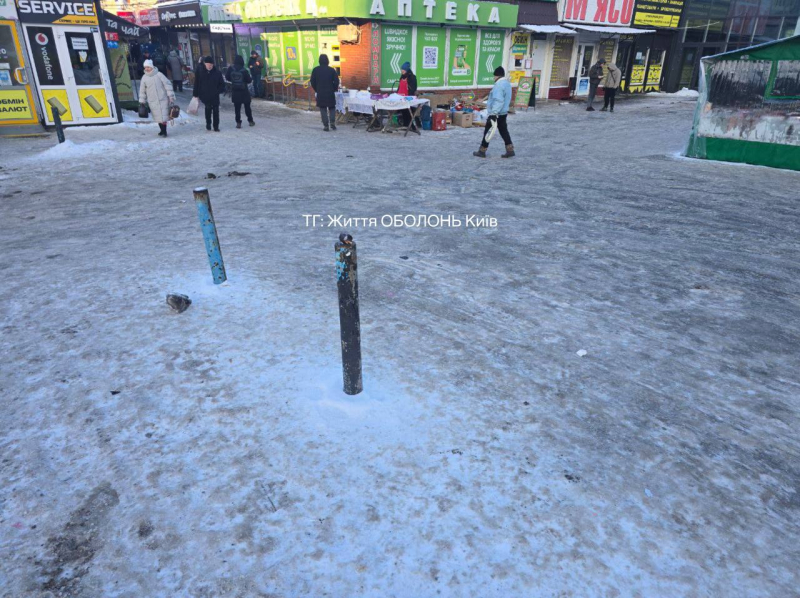 У Києві через ожеледицю зафіксовані травмування та смертельний випадок (фото)
