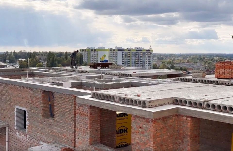 Будівельні компанії у&nbsp;Полтаві сприймають за&nbsp;щастя знайти на&nbsp;ринку працівника віком від 70&nbsp;років&nbsp;&mdash; забудовник Іващенко