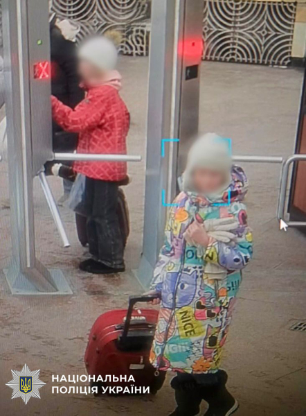 У Києві 9-річні подружки зібрали валізи та вирушили в &laquo;подорож&raquo;, їх розшукала поліція