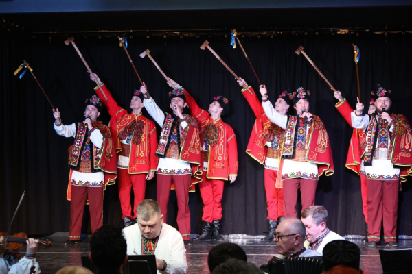 У Мюнхені ансамбль &laquo;Гуцулія&raquo; представив масштабну різдвяну програму