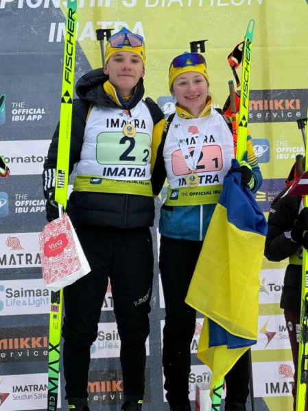 ФОТО. Сила брата й сестри. Українці виграли золото на ЮЧЄ з біатлону