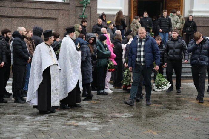 Майстер спорту, чемпіон України, тренер, суддя та воїн: у Луцьку попрощалися з 29-річним Олексієм Бондаренком. ФОТО