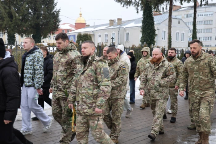 Майстер спорту, чемпіон України, тренер, суддя та воїн: у Луцьку попрощалися з 29-річним Олексієм Бондаренком. ФОТО