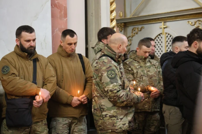 Майстер спорту, чемпіон України, тренер, суддя та воїн: у Луцьку попрощалися з 29-річним Олексієм Бондаренком. ФОТО