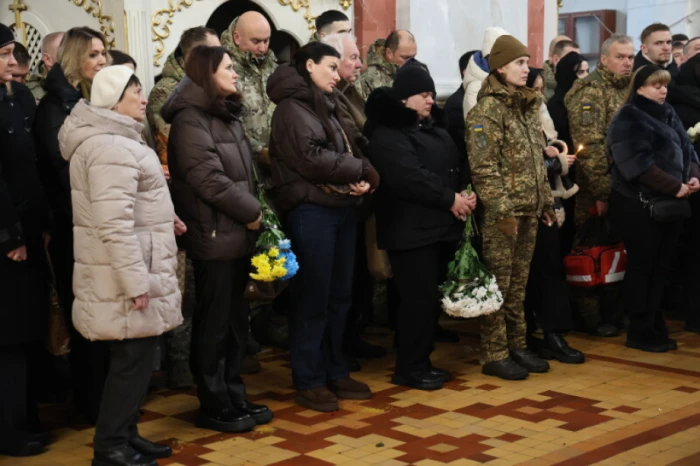 Майстер спорту, чемпіон України, тренер, суддя та воїн: у Луцьку попрощалися з 29-річним Олексієм Бондаренком. ФОТО