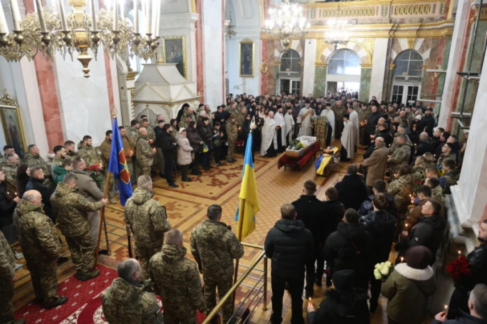 Майстер спорту, чемпіон України, тренер, суддя та воїн: у Луцьку попрощалися з 29-річним Олексієм Бондаренком. ФОТО