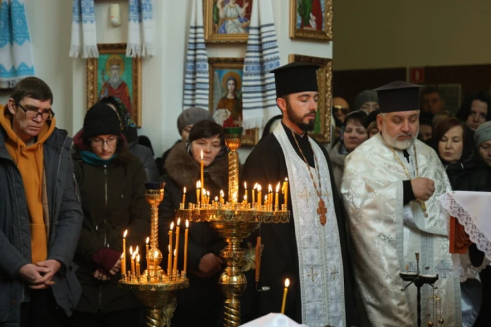 У Луцьку в останню дорогу провели захисника України Вадима Кравчука. ФОТО