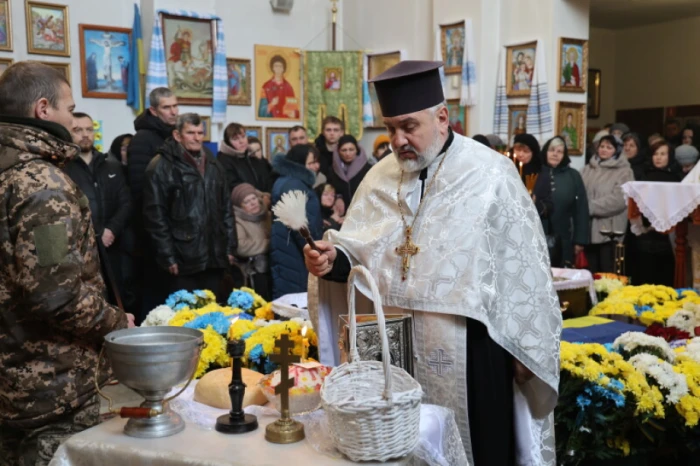 У Луцьку в останню дорогу провели захисника України Вадима Кравчука. ФОТО
