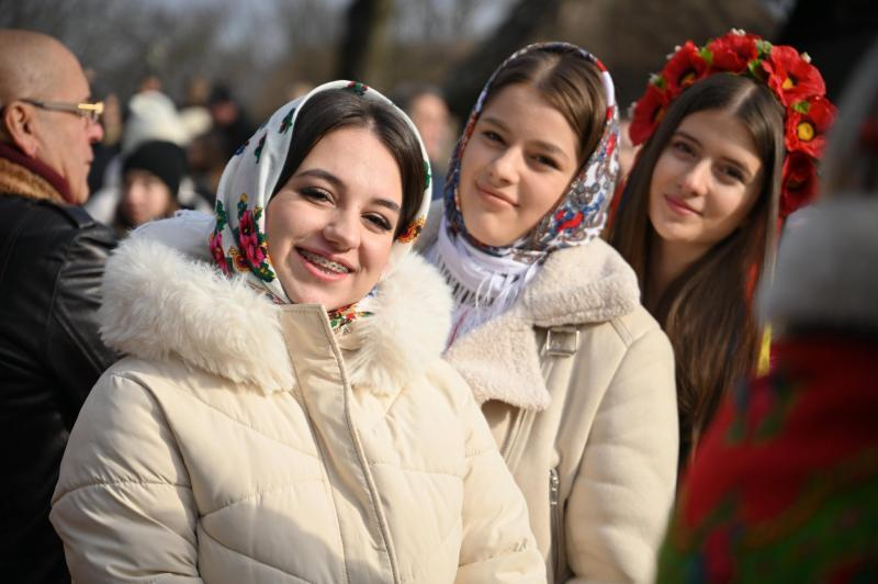 В Ужгороді &ndash; традиційні &laquo;Коляди в старому селі&raquo;