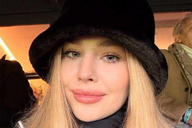 ВІДЕО. Дружина Забарного показала, як підтримувала чоловіка на матчі ПСЖ
