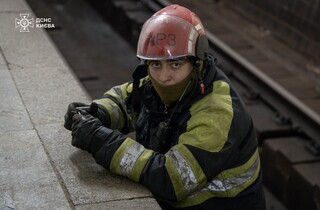 Блекаут у Києві: з тунелів метро довелося евакуювати майже півтисячі пасажирів