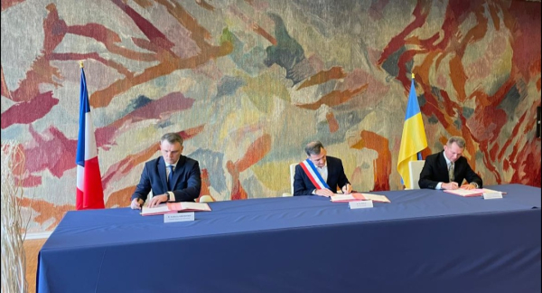 У французькому Греноблі з'явилась площа Лесі Українки