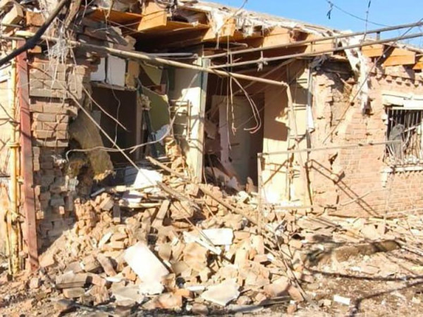 Атаки на прифронтові громади Дніпропетровщини не припинялися цілий день