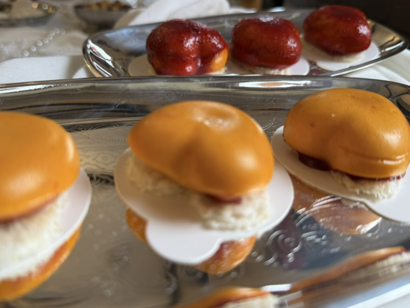 Десерт без цукру: як в Ужгороді в &laquo;Cake studio&raquo; створюють нову культуру солодкого