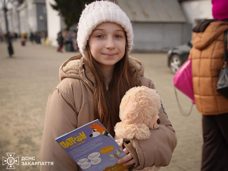 На Закарпаття евакуаційним потягом прибули восьмеро людей із Запорізької області