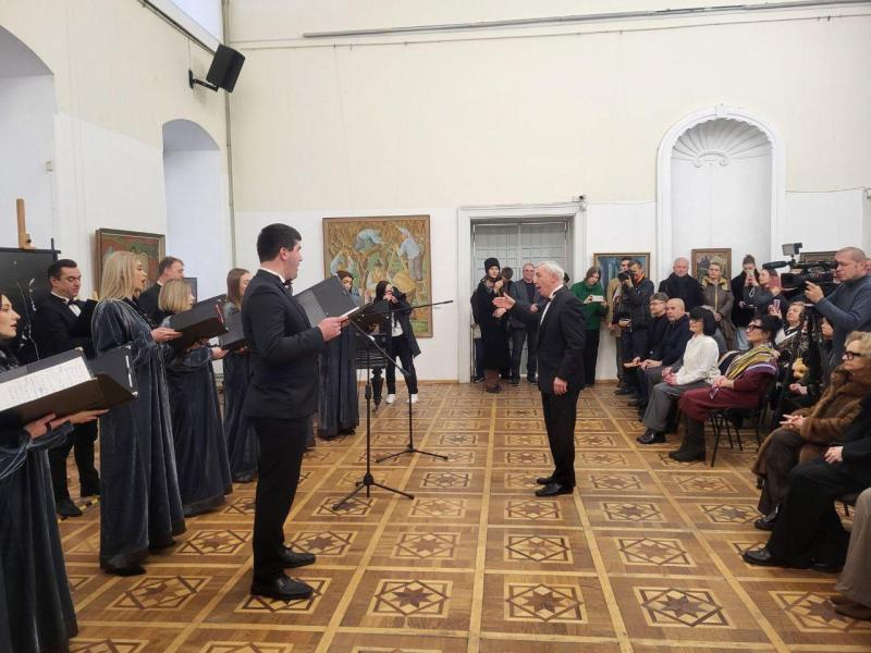 Сьогодні виповнилося б 95 &ndash; в Ужгороді виставкою вшанували відомого митця Володимира Микиту