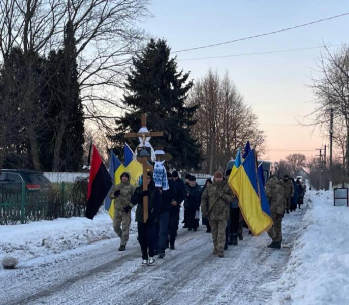 Вічний спокій у рідному селі: Підгайцівська громада попрощалася із воїном Анатолієм Скубієм. ФОТО