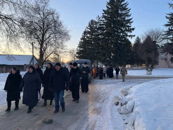 Вічний спокій у рідному селі: Підгайцівська громада попрощалася із воїном Анатолієм Скубієм. ФОТО