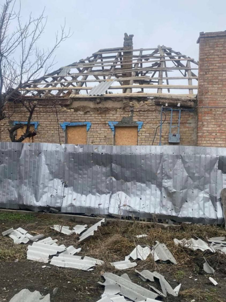 Внаслідок обстрілів Нікопольщини поранено 55-річного чоловіка: є руйнування
